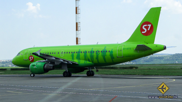 Airbus A319-114